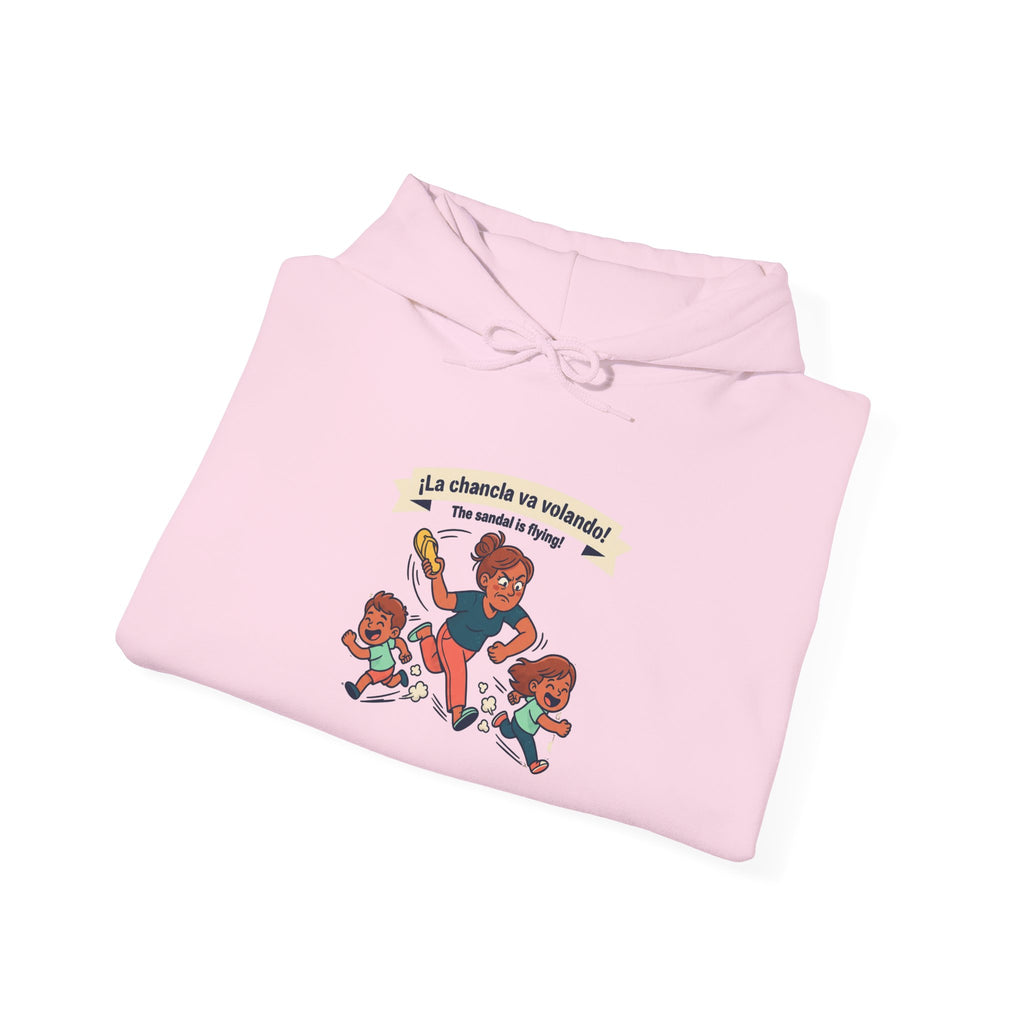 'LA CHANCLA' va volando Unisex Heavy Blend™ Hooded Sweatshirt