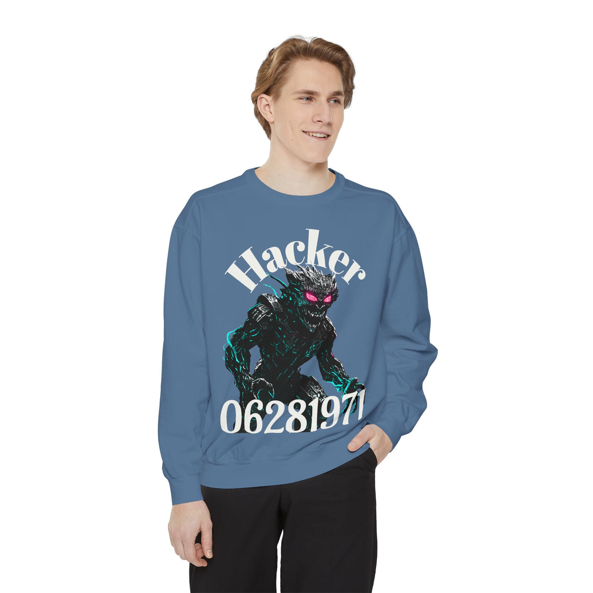 HALLOWEEN Hacker Monster Graphic sweatshirt.